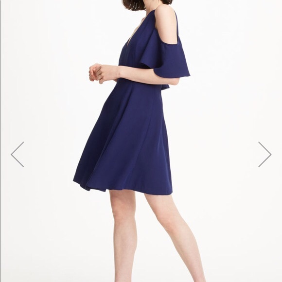 Club Monaco Pernille Cold-Shoulder dress - Picture 3 of 4